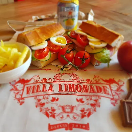 Limonade, Guest house